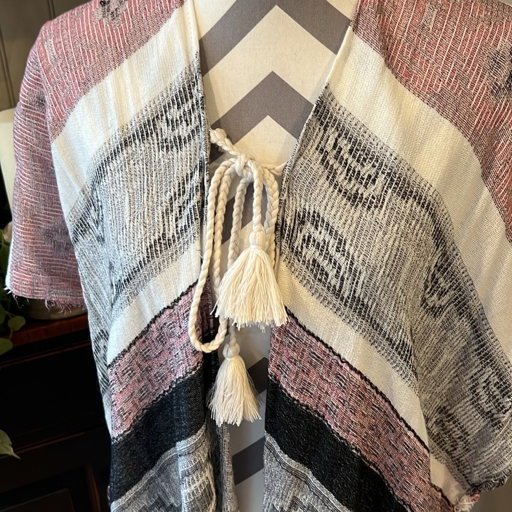 New Nordstrom Caslon Open Front Top With Tie - image 2